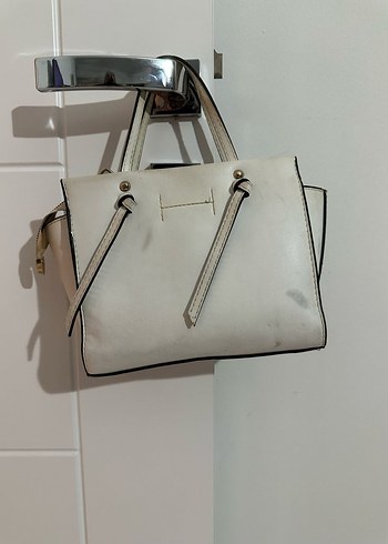 Minimalist Beyaz Kadın Çanta