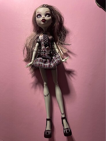 Frankie Stein Monster High Bebek