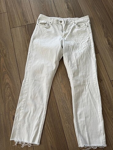Beyaz Jean