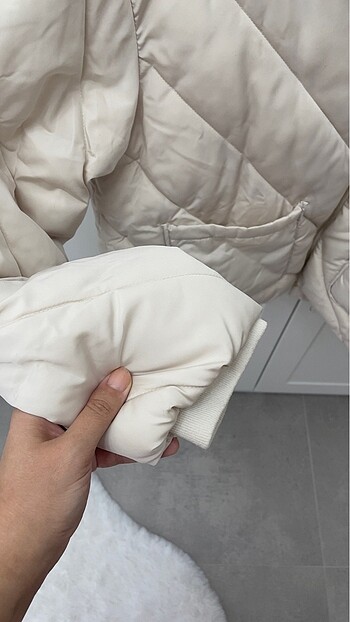 m Beden Zara Mont