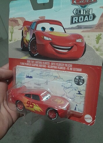 Cars Şimşek Mcqueen 