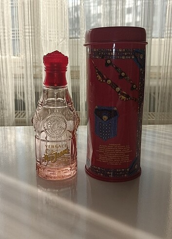 Versace parfüm 