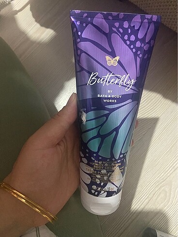 Butterfly yoğun nemlendıricili vücut kremi