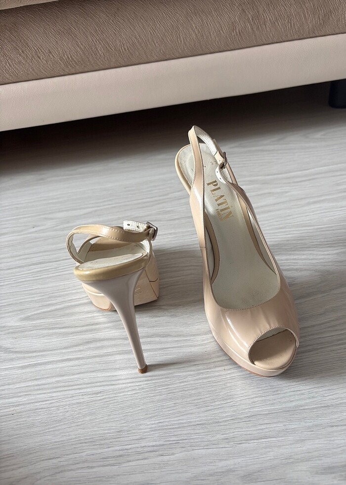 Platin marka topuklu ayakkabı - Görsel 3