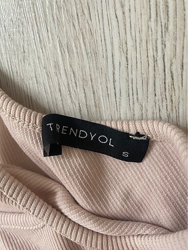 Trendyol & Milla tek kol bluz