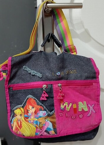 Kız çocuk orjinal Winx çanta 