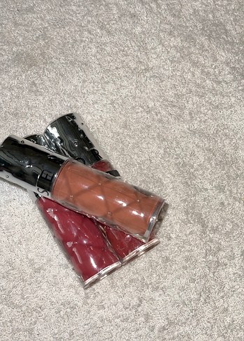 Sephora Koyu Kırmızı Ruj Parlatıcısı - Görsel 2