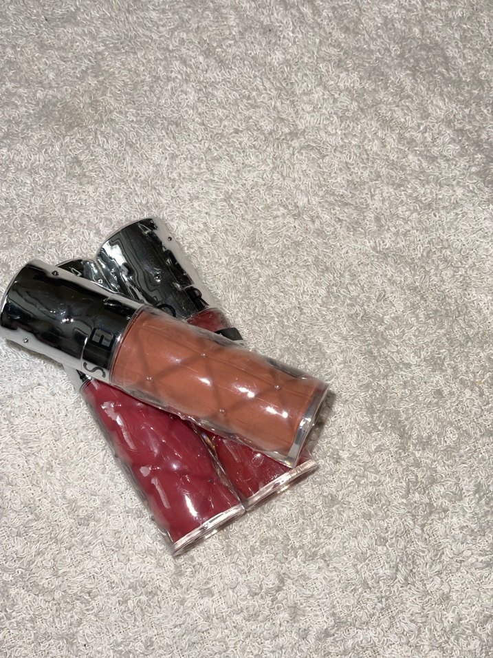 Sephora Koyu Kırmızı Ruj Parlatıcısı - Görsel 2