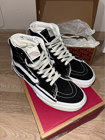 vans siyah uzun ayakkabi