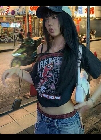 Sheinside Y2K vintage düşük omuzlu bluz