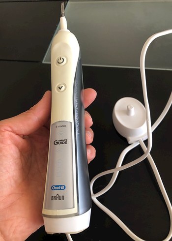 Oral-B Braun şarjlı diş fırçası
