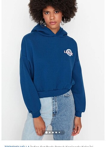 Sweatshirt 