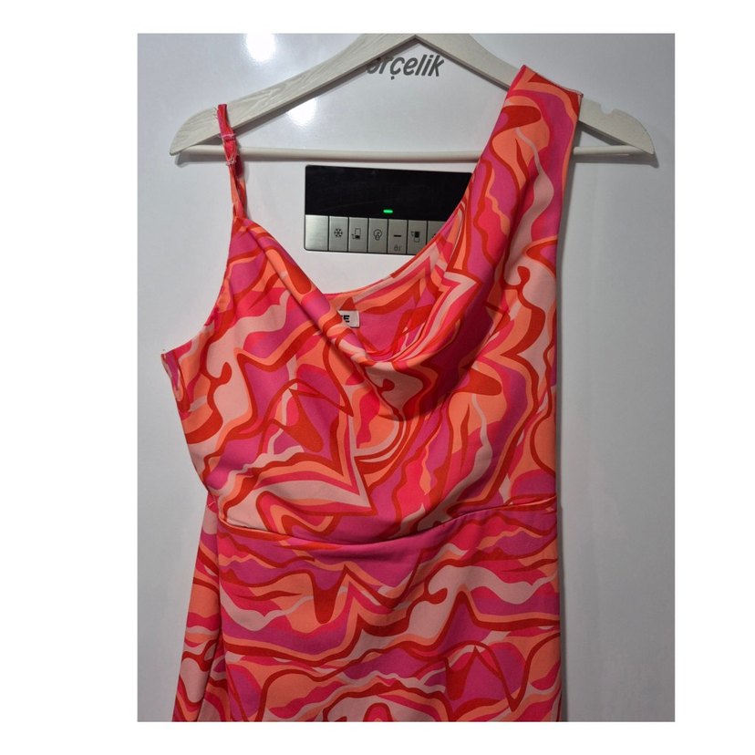 Pembe Drapeli Uzun Askılı Elbise - Görsel 2