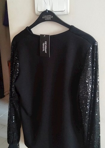 Siyah Simli Uzun Kollu V Yaka Bluz - Görsel 6