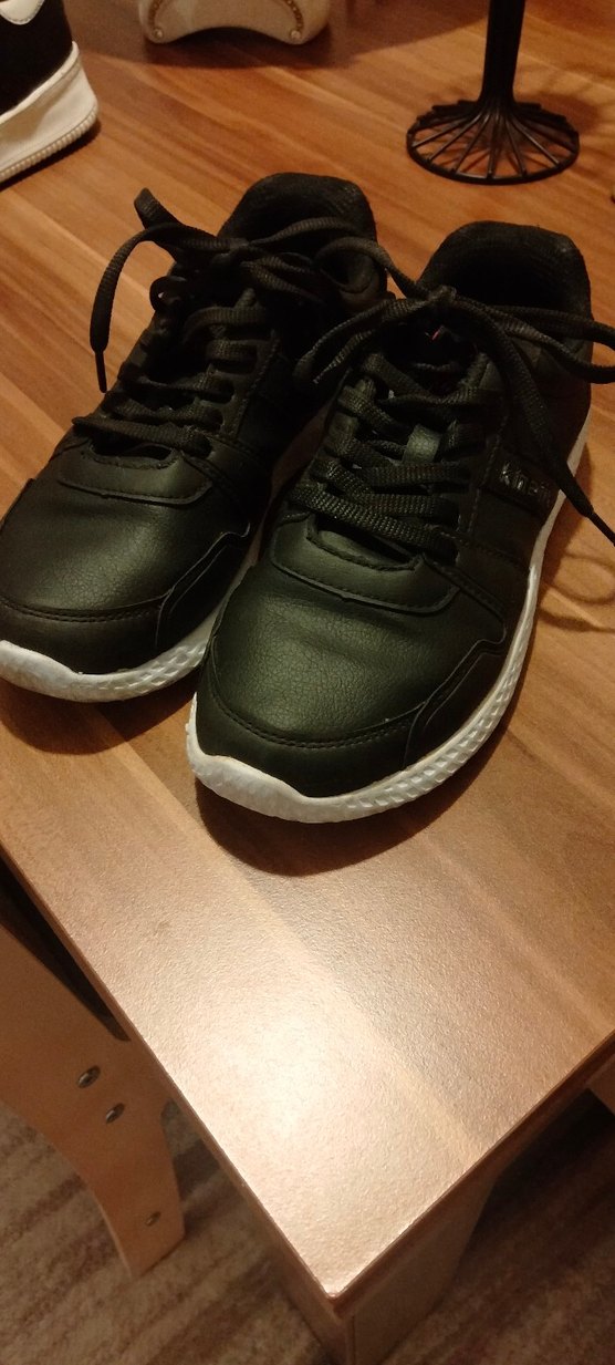 Siyah Bağcıklı Kadın Spor Ayakkabı - Görsel 3