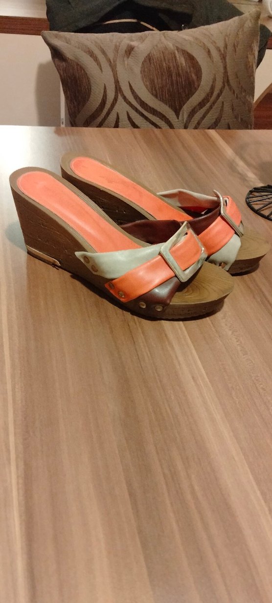 Tokalı Kahverengi Dolgu Topuklu Kadın Terlik - Görsel 5