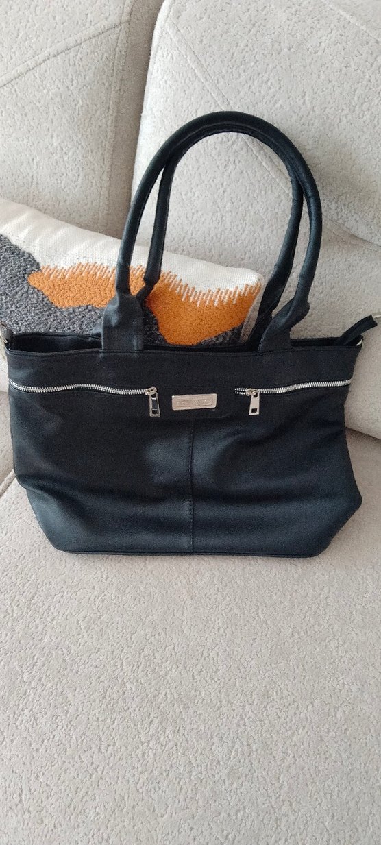 Siyah Deri Fermuarlı Kadın Çanta - Görsel 3