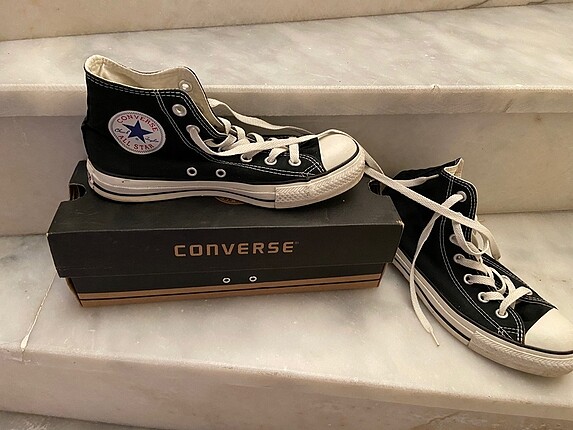 Convers ayakkabı