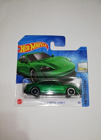 Hotwheels Porsche Taycan Turbo S 