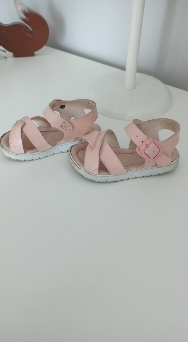 Kız Çocuk Pembe Tokalı Terlik - Görsel 2