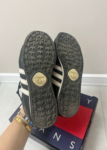36,5 Beden siyah Renk Adidas Samoa