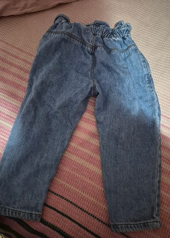 Nakışlı Düğmeli Rahat Kesim Kız Kot Pantolon - Görsel 4