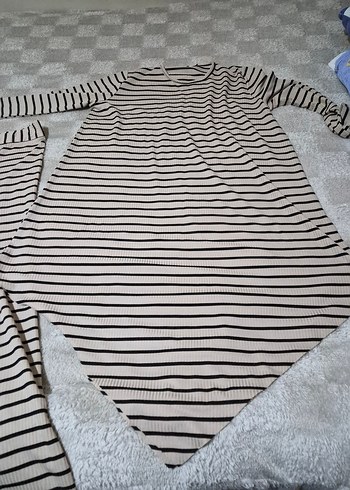 krem rengi çizgili takım - Görsel 2