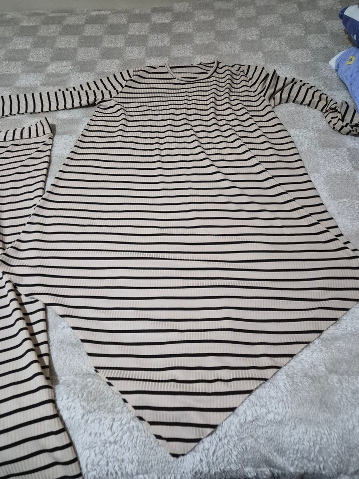 krem rengi çizgili takım - Görsel 2