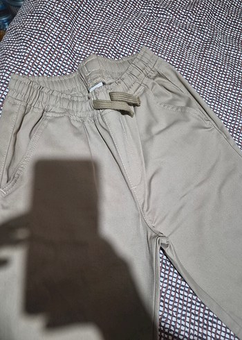 Erkek Çocuk Bej Kemerli Rahat Pantolon - Görsel 2