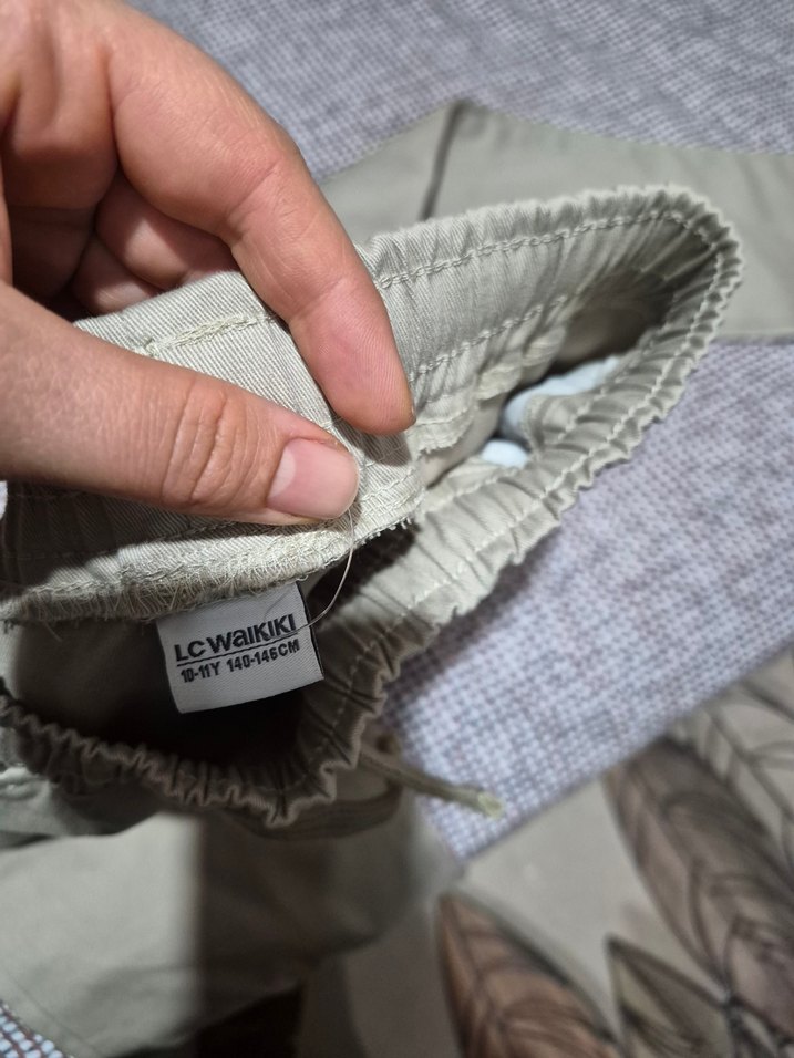 Erkek Çocuk Bej Kemerli Rahat Pantolon - Görsel 3