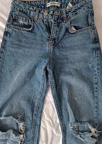 Gri Yırtmaçlı Midi Boy Kadın Kot Pantolon - Görsel 2