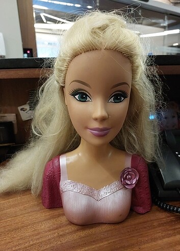 Barbie büst 