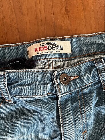 LC Waikiki 8 9 yaş ayarlanabilir bel kot