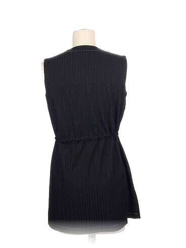 38 Beden PreLoved Yelek %70 İndirimli.