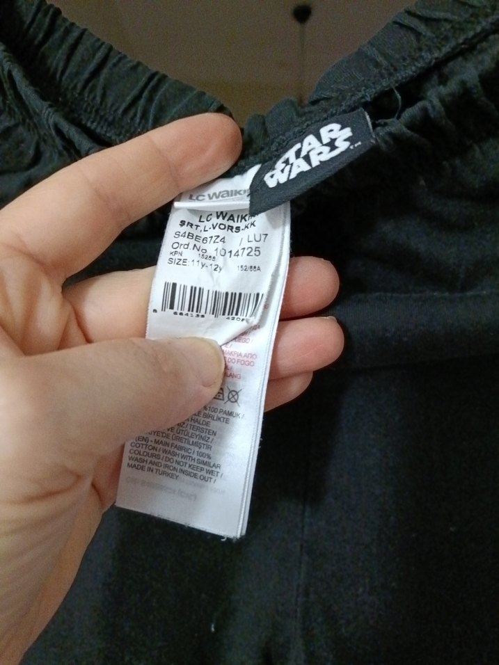 Star Wars Baskılı Siyah Erkek Şort - Görsel 3