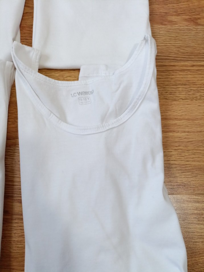 Beyaz Çocuk Atlet - Görsel 2