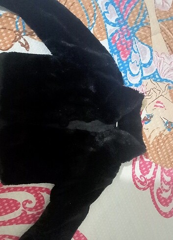 Siyah peluş mont