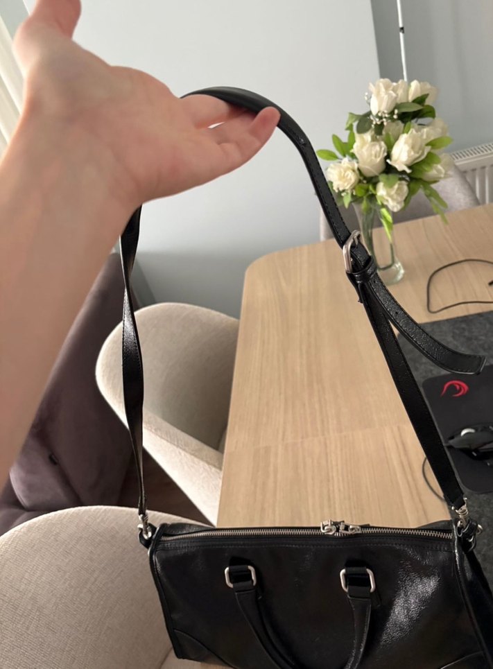 Mango Siyah Deri Fermuarlı Kadın Çantası - Görsel 2