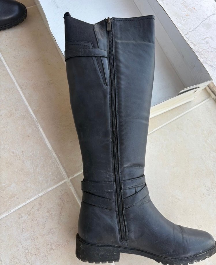 Siyah Deri Tokalı Dizüstü Bot - Görsel 3