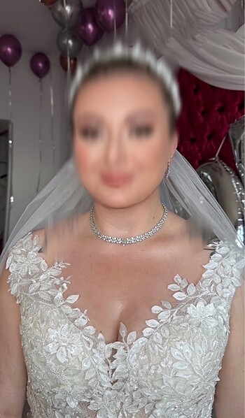 ENFES YAPRAK BONCUK İŞLEMELİ GELİNLİK - JABO