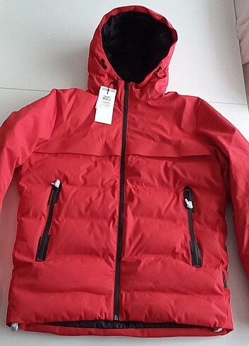 l Beden JACK&JONES COTARWIN PUFFER MONT