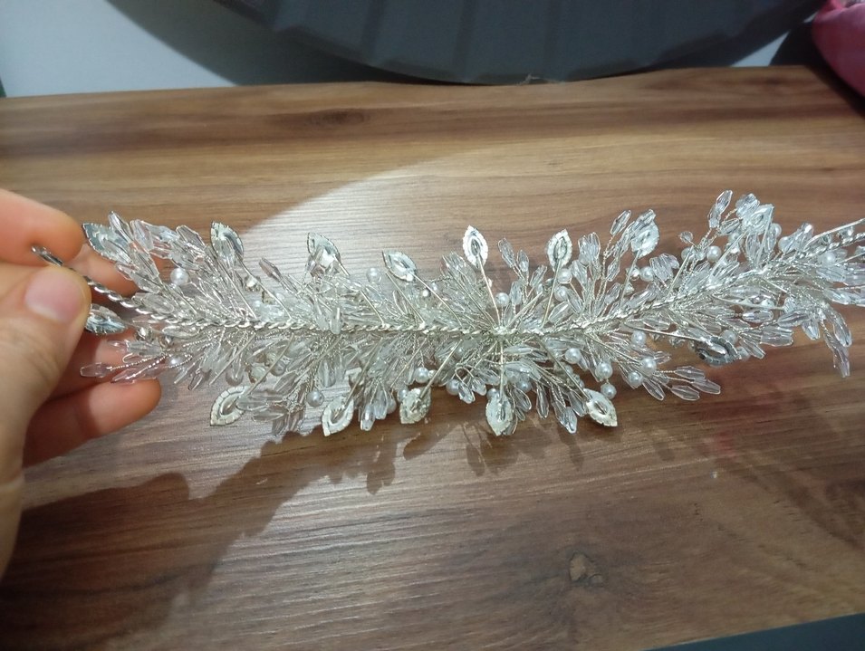 Beyaz Boncuklu Kadın Saç Aksesuarı 1 kere kullenilmis temiz - Görsel 3