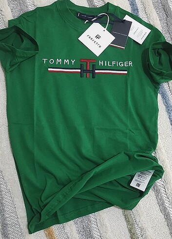 Bisiklet yaka Tommy Hilfiger t-shirt 