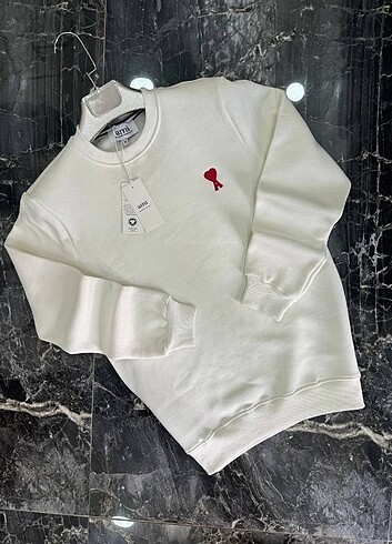 Ami sweatshirt 