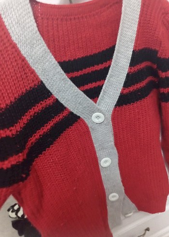 Kırmızı Gri Düğmeli Triko  Hırka - Görsel 2