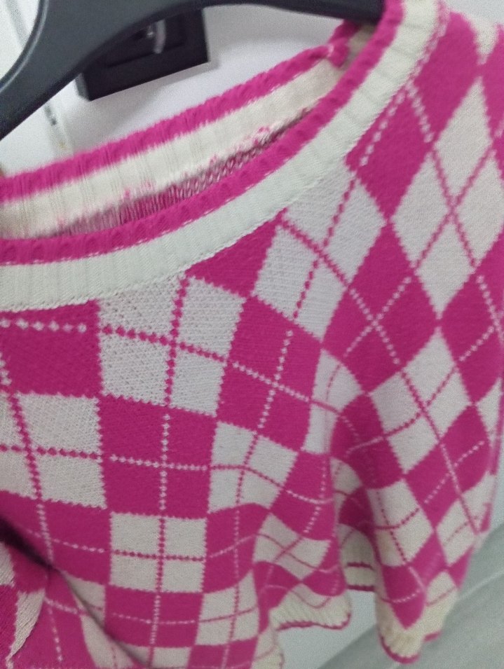 Pembe Ekose Desenli Kadın Triko Kazak - Görsel 4