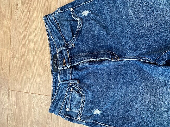 28 Beden Mavi jeans