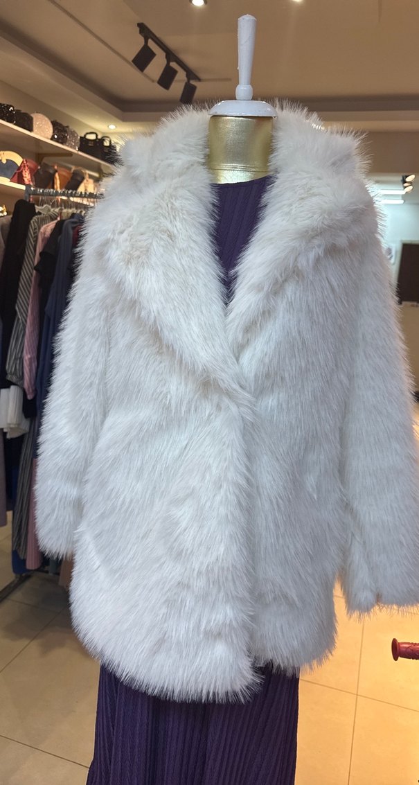 Beyaz Suni Kürk Midi Ceket - Görsel 2