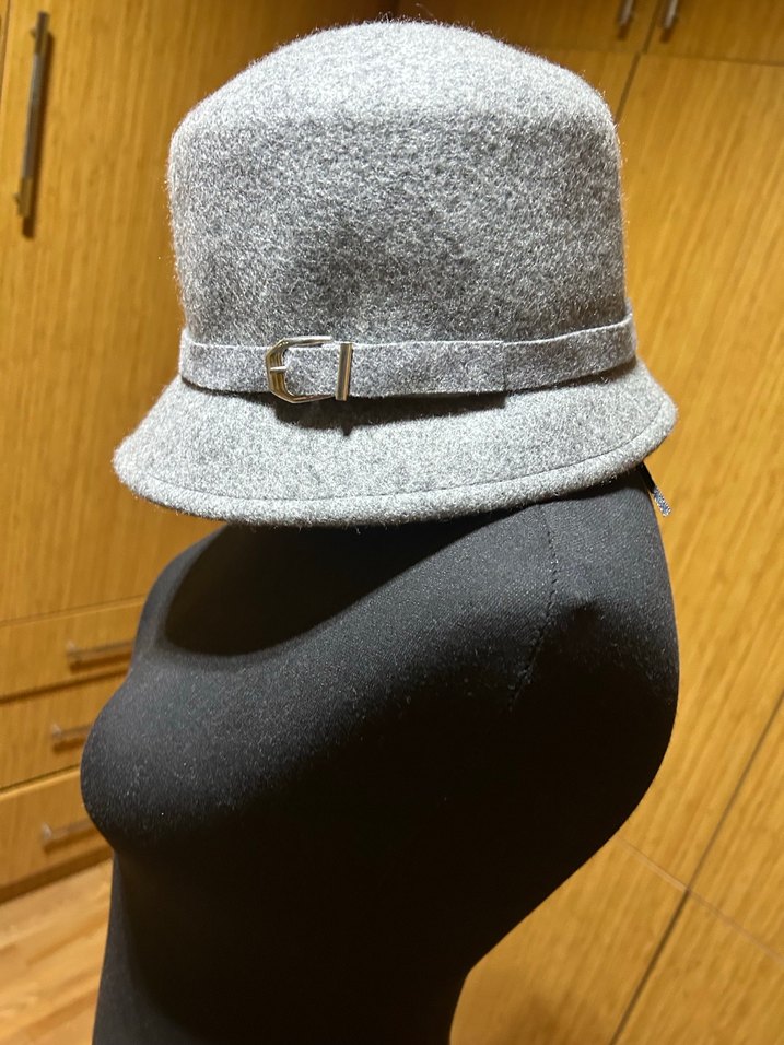 Gri Yün Kadın Şapka Tokalı - Görsel 2