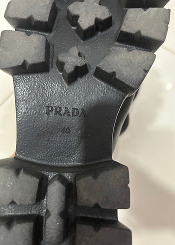 40 Beden Prada Siyah Dolgu Topuklu Kadın Sandalet